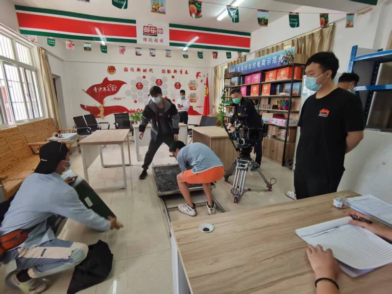 廊坊广告片拍摄公司：极简主义践行者，少即是多的视觉哲学